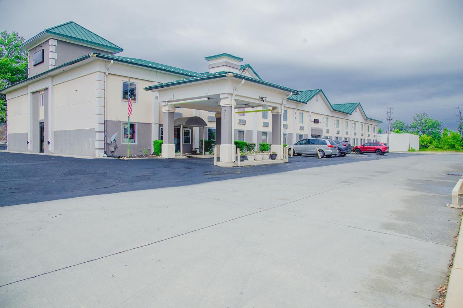 Country Garden & Suites Benton Exterior photo